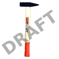 Молоток MATRIX 10233  слесарный 600г квадратный боек деревянная рукоятка