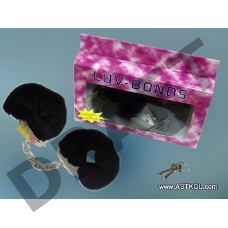 Наручники с черным мехом (стар. арт. H002B1F086A1-WX)